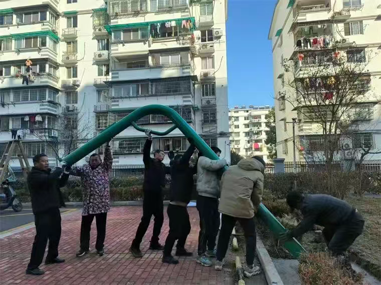 兖山社区：篮球架下的民生情