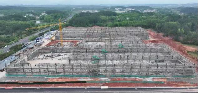 【比发展 讲奉献 重实干丨重点项目提速攻坚】屯溪九龙工业园区：五一坚守抢进度 项目建设跑出“加速度”